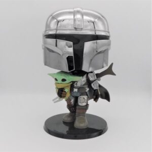 Star wars The Mandalorian witth Child